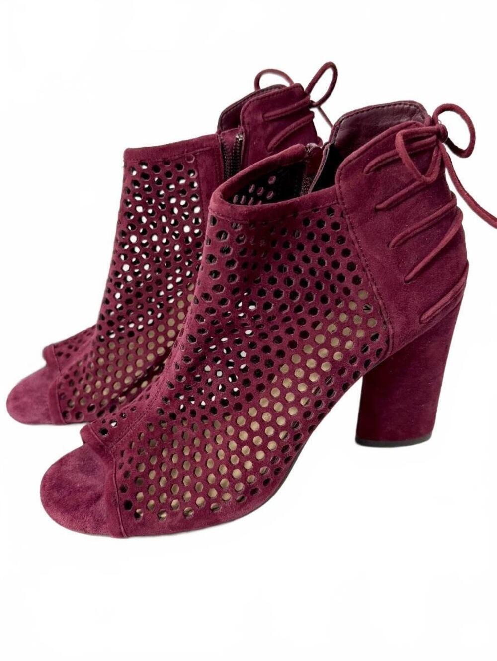 Gianni Bini Burgundy Faux Booties Size 8.5